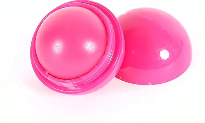 Natural Moisturizing Lip Balm Smooth Ball Healing (Strawberry)