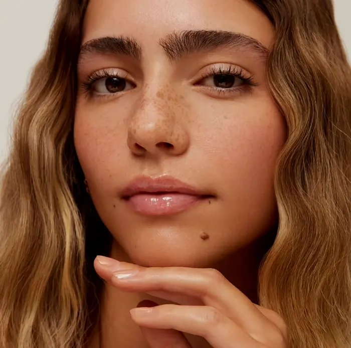 Sunny Fridays Lip Butter Gloss - Hydrating Conditioner